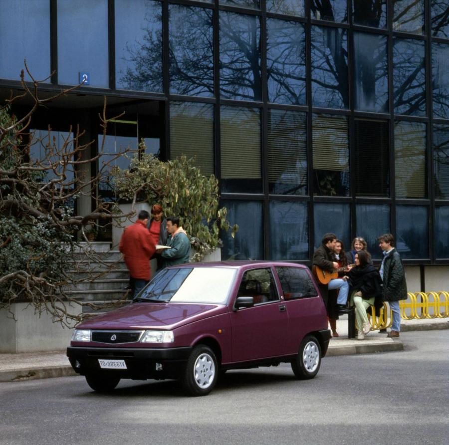  Autobianchi Y10 Junior (156) 1994 года  (фото 1 из 1)